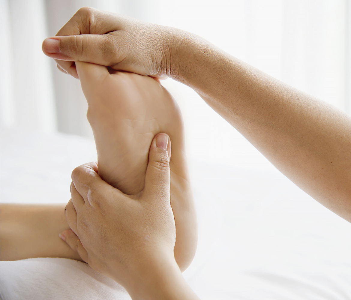 Meridian foot massage treatment in Langley, BC